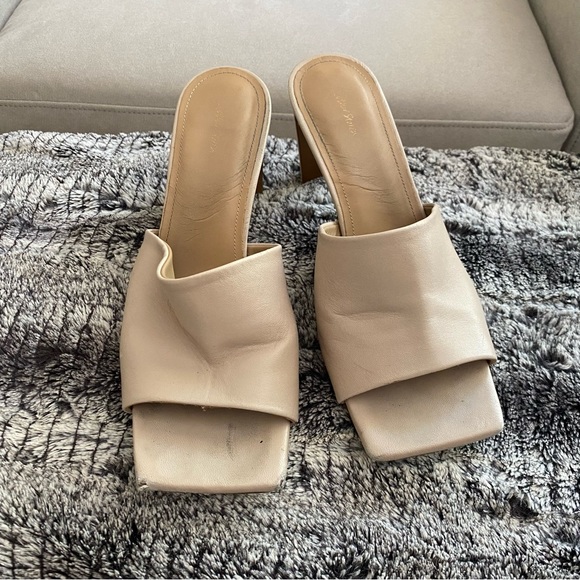 And Other Stories Size 39 Open Toes Square Heel in Nude - Picture 4 of 6